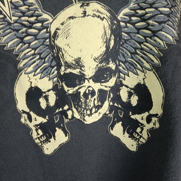Def Leppard Skull Wings Graphic Sweatshirt Mens XXL 60% Cotton 40% Recycle Poly - Picture 5 of 12